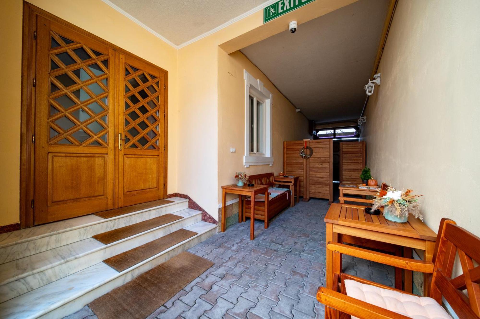 Lilla Panzió Odorheiu Secuiesc Exterior foto