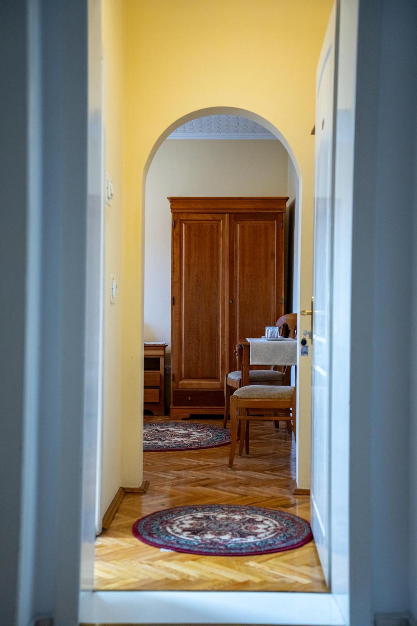 Lilla Panzió Odorheiu Secuiesc Exterior foto